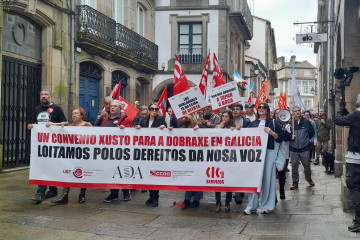 Manifestación de profesionales del doblaje en Galicia en Santiago de Compostela.