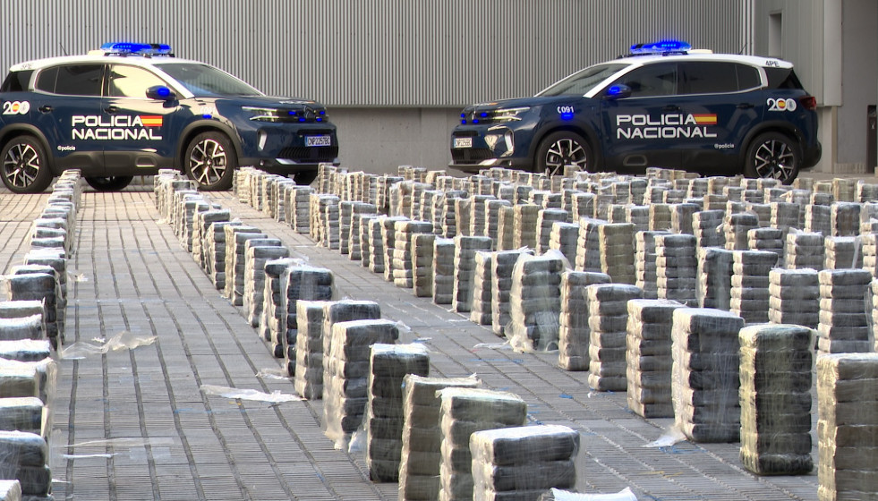 Archivo - Droga incautada en un operativo contra el narcotráfico en A Pobra do Caramiñal