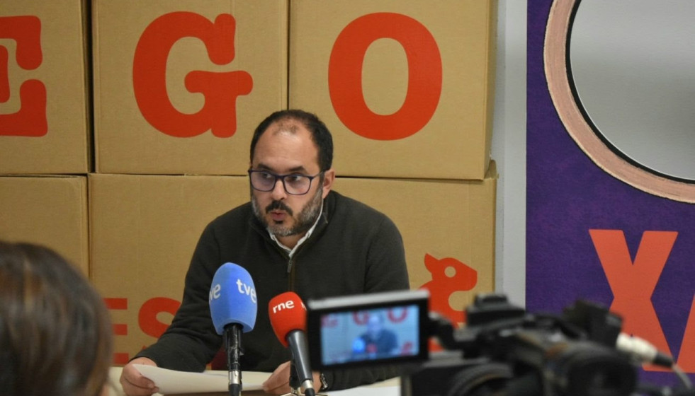 Archivo - El presidente de la Mesa pola Normalización Lingüística, Marcos Maceira, en rueda de prensa.