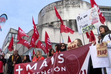 Concentración de la CIG con motivo de la huelga en Atención Primaria. Frente a la Consellería de Sanidade. En Santiago de Compostela.