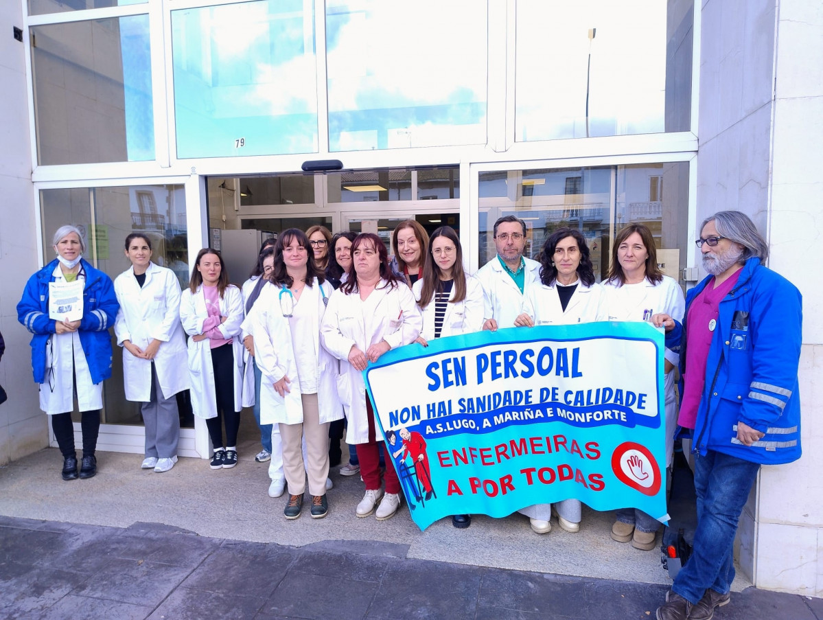 Protesta del personal del centro mu00e9dico de Chantada