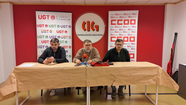 CIG, UGT y CCOO anuncian cuatro jornadas de huelga para este mes de diciembre en el transporte de viajeros y viajeras por carretera de la provincia de A Coruña; serán los días 5, 12, 15 y 19.
