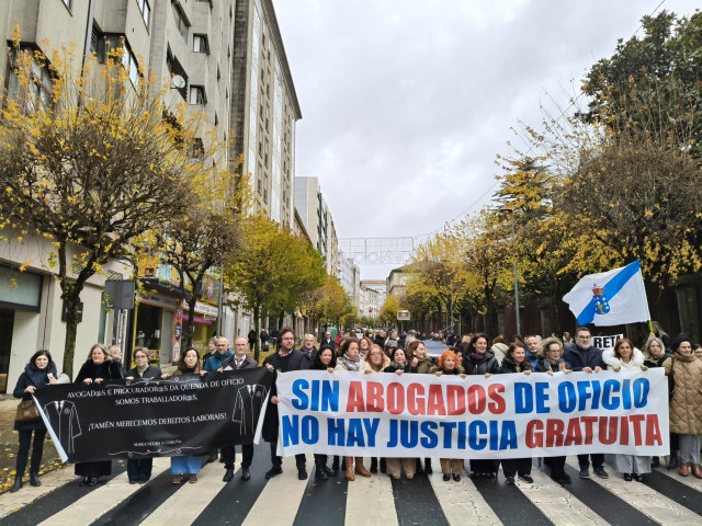 Profesionales del Turno de Oficio exigen en Santiago una 