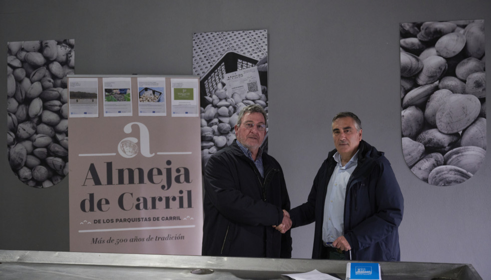 Firma de un convenio entre Cobre San Rafael y Parquistas de Carril