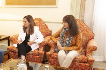 Inés rey y eva martínez acón