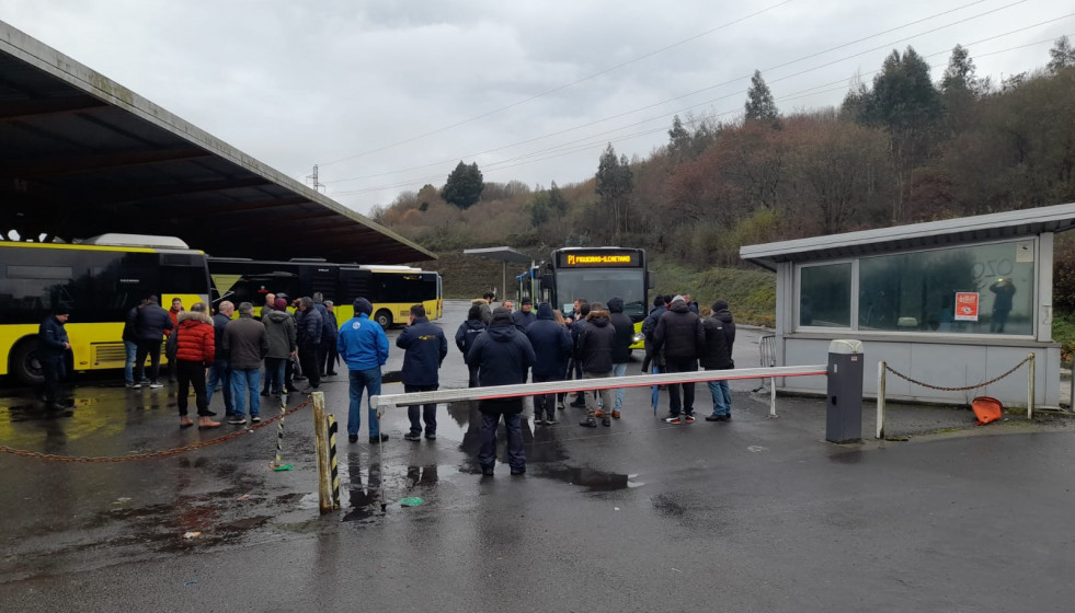 Piquetes en la estación de autobuses de Ferrol