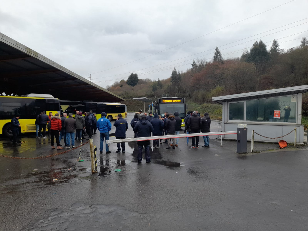 Piquetes en la estaciu00f3n de autobuses de Ferrol