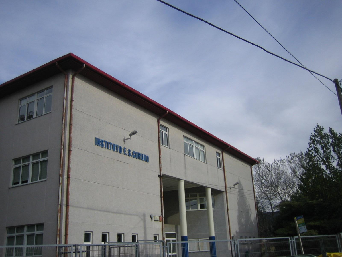 IES Coruxo en una imagen de su Facebook