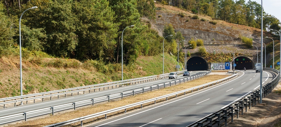 Túnel de Candeán, en la AP-9