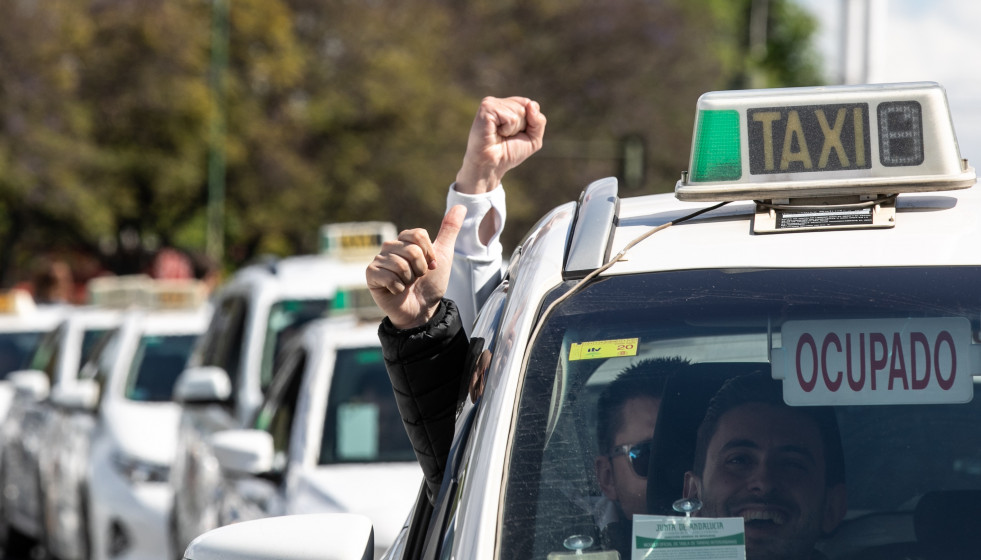 Protesta de taxistas por el borrador de la Junta sobre los VTC.