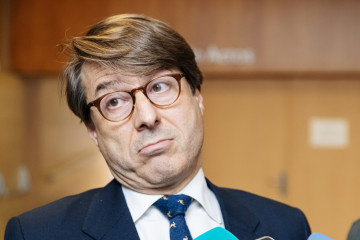 Archivo - El conselleiro de Facenda, Miguel Corgos, ofrece declaraciones a los medios durante la reunión del Consejo de Política Fiscal y Financiera (CPFF), en la sede del Ministerio, a 11 de diciem