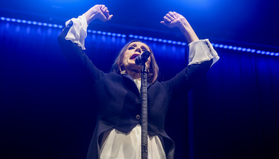 Archivo - Imagen de archivo de un concierto de Luz Casal