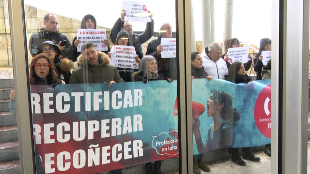 CIG-Ensino vuelve a exigir al conselleiro una negociación y la Xunta replica que la central sindical 