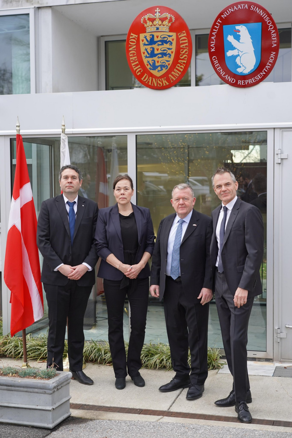 La delegaciu00f3n danesa que acudiu00f3 ayer a negociar con Estados Unidos en su capital