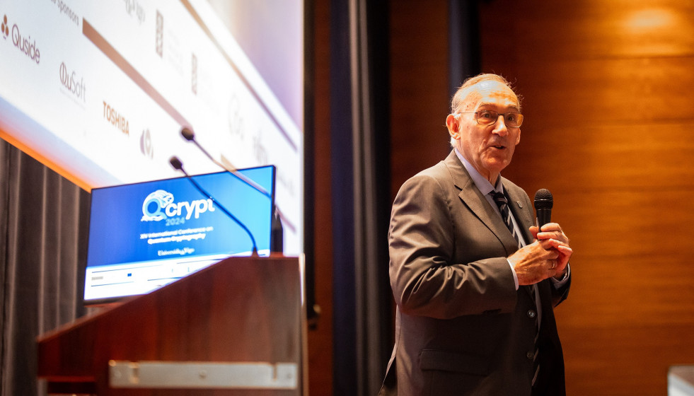El rector de la Universidad de Vigo, Manuel Reigosa, en la apertura de la 14th International Conference on Quantum Cryptography , en la ciudad olívica, a 2 de septiembre de 2024.