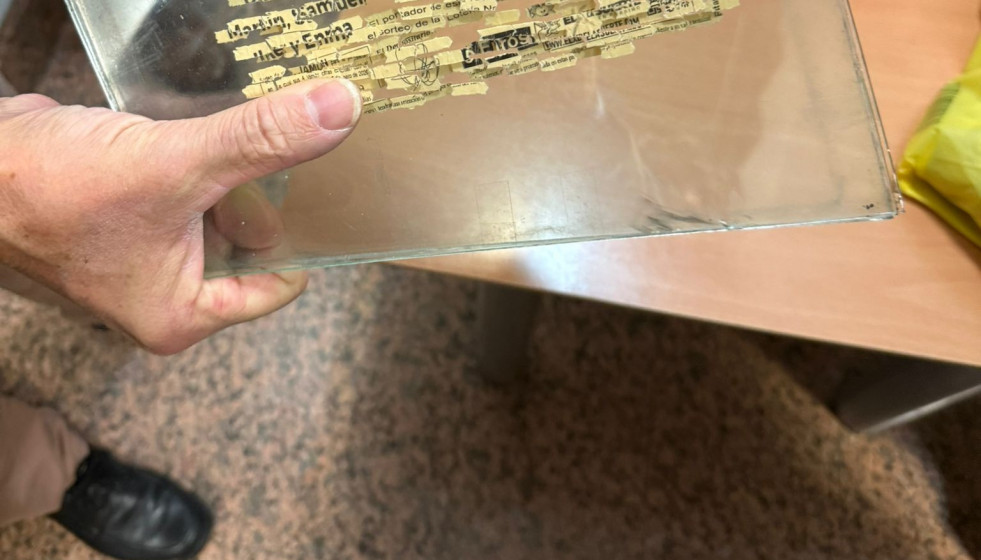 Imagen de la papeleta recompuesta tras pasar por la trituradora.