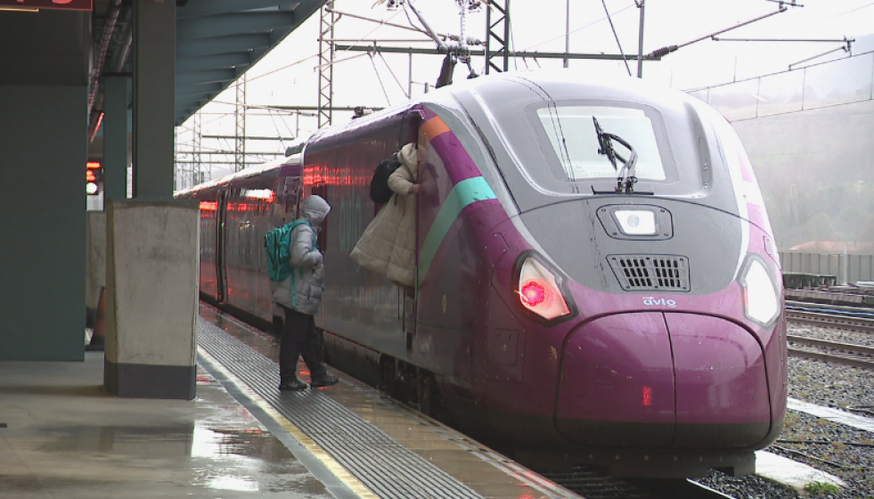 Temporal Joseph en la estación de Santiago en una imagen de CRTVG