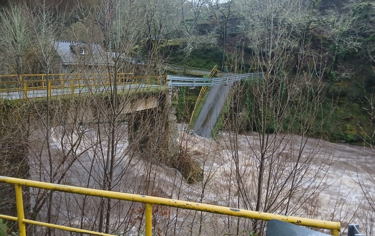 Caída de un puente en Navia.