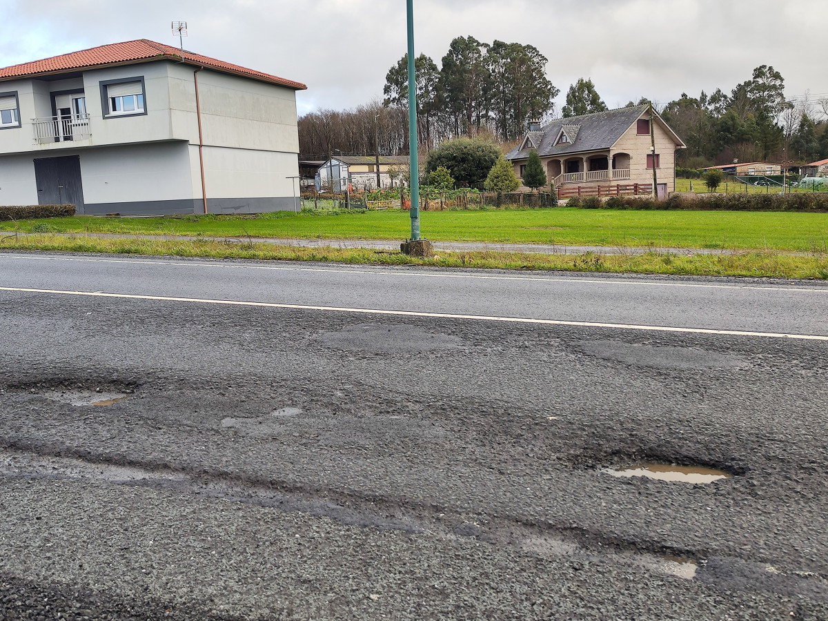 Socavones en la Nacional 634