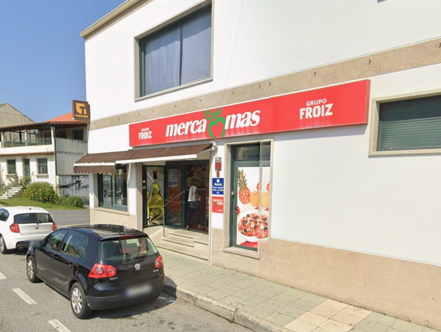 Supermercado en la Avenida Mu00e9dico Paz Garcu00eda