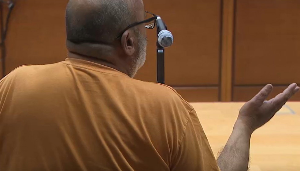 El condenado durante el juicio en una imagen de CRTVG