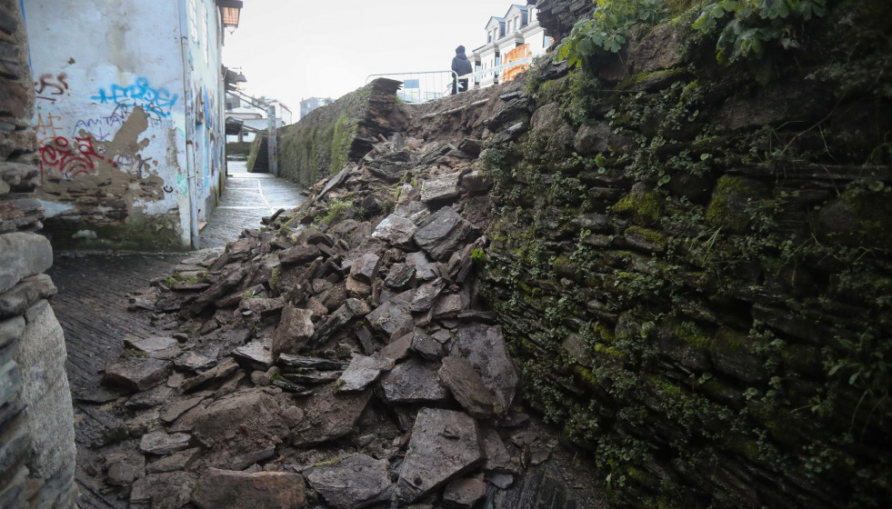 Caída parte muralla Lugo   EP