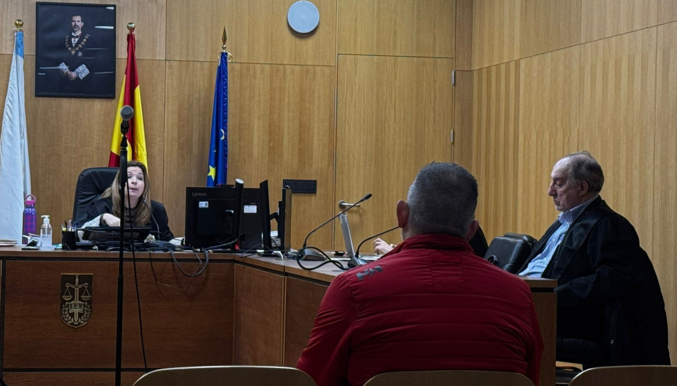 Acepta seis meses de cárcel tras amenzar con una pistola de balines a un facultativo sanitario en Ourense