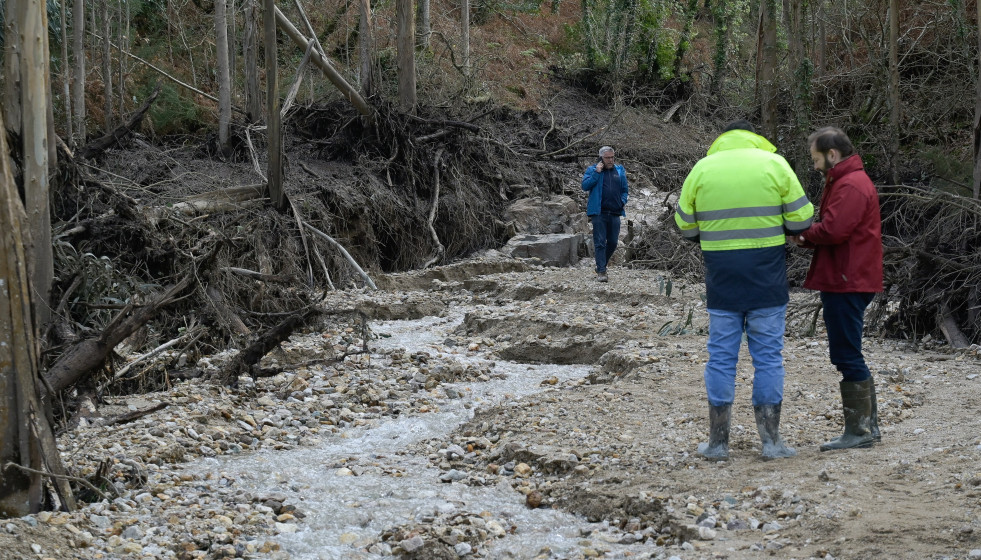Rotura y desbordamiento de una antigua balsa minera en Monte Neme, a 31 de enero de 2026, entre Malpica y Carballo, La Coruña, Galicia (España).