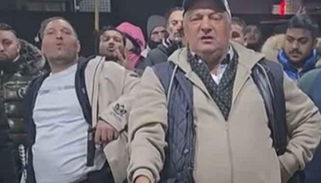 Fotograma de un titok publicado por angelferrariporche2540