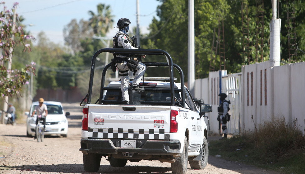 EuropaPress 7246289 salamanca jan 26 2026    security personnel patrol near the soccer field