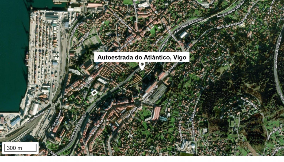 Accidente en la AP-9 a su paso por el barrio de Teis, en Vigo.