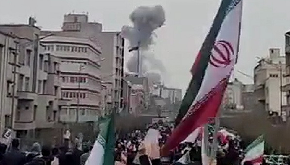 Bombardeo en Teherán durante una manifestación
