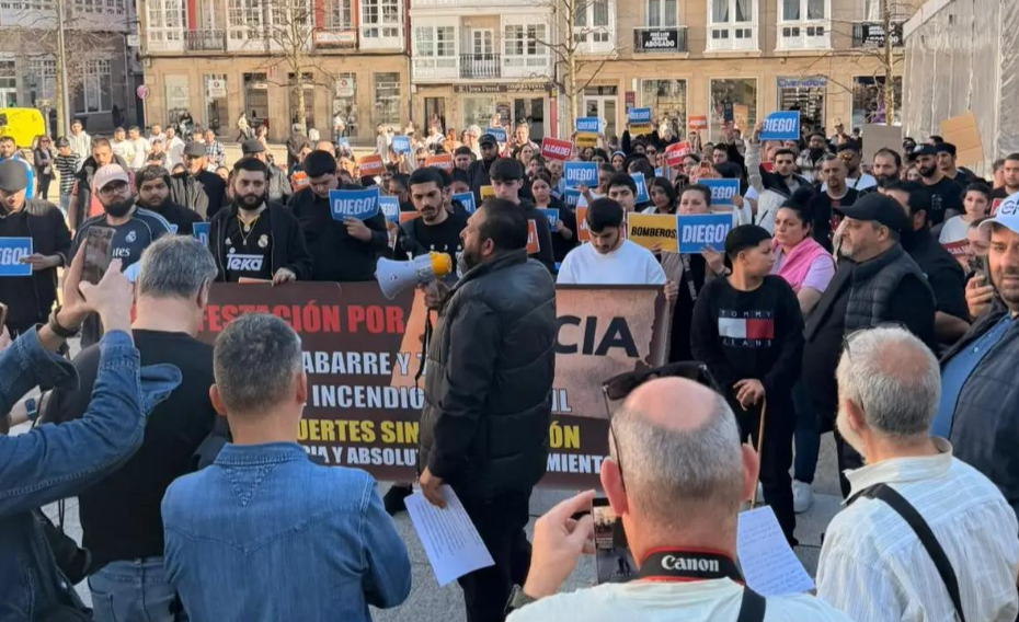 Cocentraciu00f3n en Ferrol por la muerte de un joven en un incendio