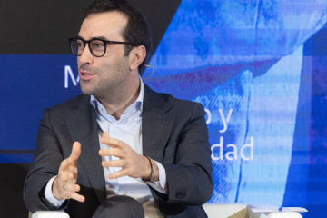 El ministro de Economía, Comercio y Empresa, Carlos Cuerpo, durante el encuentro ‘Mujer, Crecimiento y Competitividad’, en la sede del Ministerio, a 27 de febrero de 20266, en Madrid (España). E