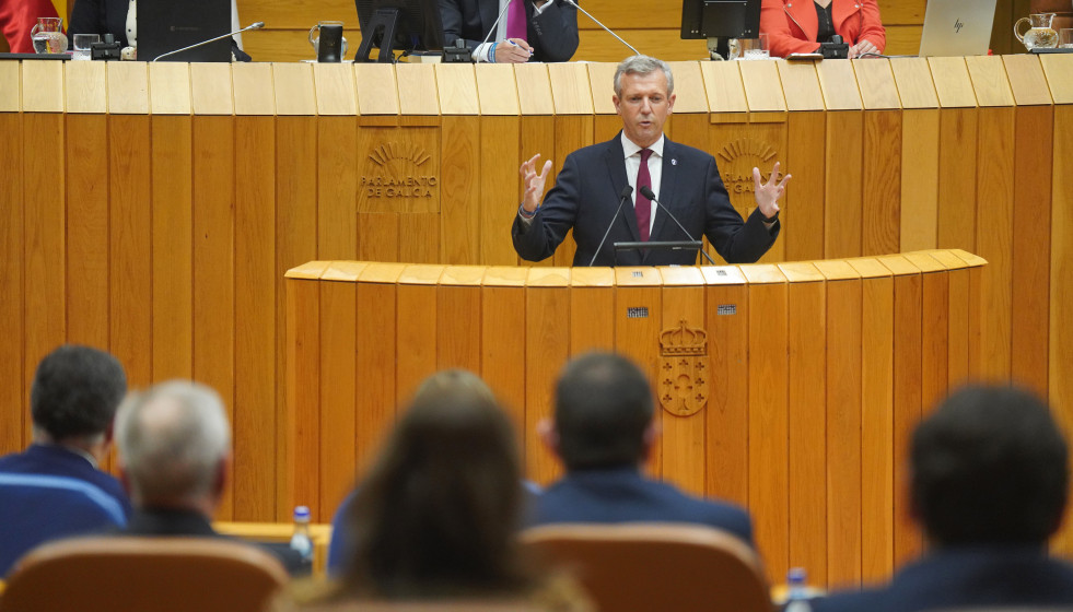 Archivo - Alfonso Rueda interviene en el Parlamento de Galicia.