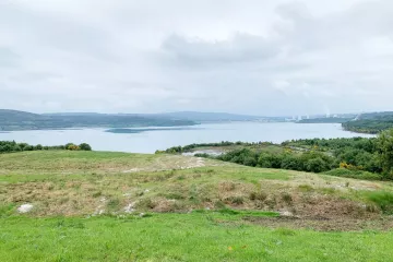 Zona de As Pontes donde Magtel busca construir su central de bombe