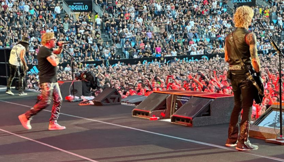 Los Guns N Roses en Vigo en una foto de María Jesús Pico Twitter @MaraJessPicopi1