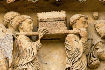 Traslado de las reliquias de San Benito en una imagen de la Abadía de Fleury