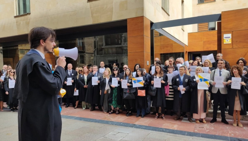 Turno de oficio protesta