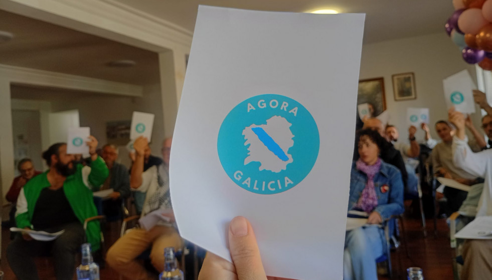 Votación en el Congreso de Constititución de Agora Galicia