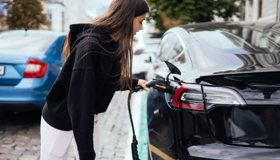 Cargando el vehículo eléctrico