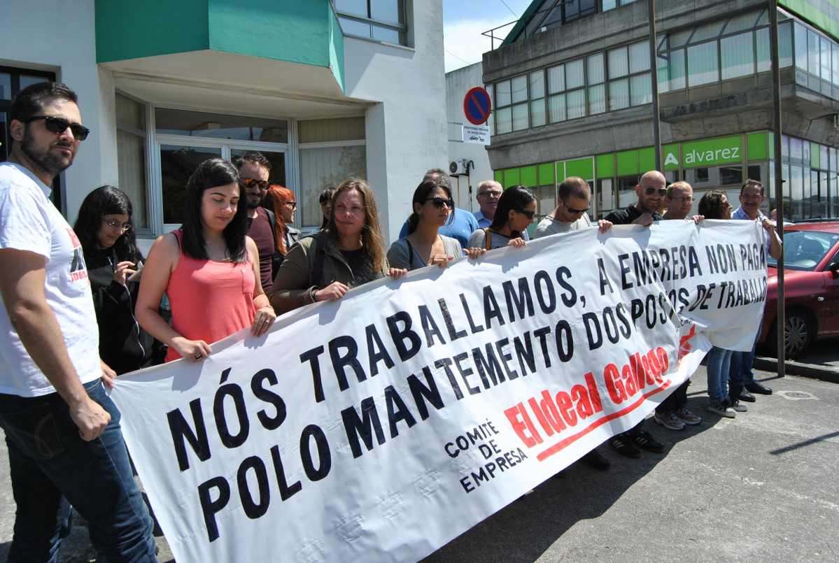 Una protestas de los trabajadores en El Ideal Gallego