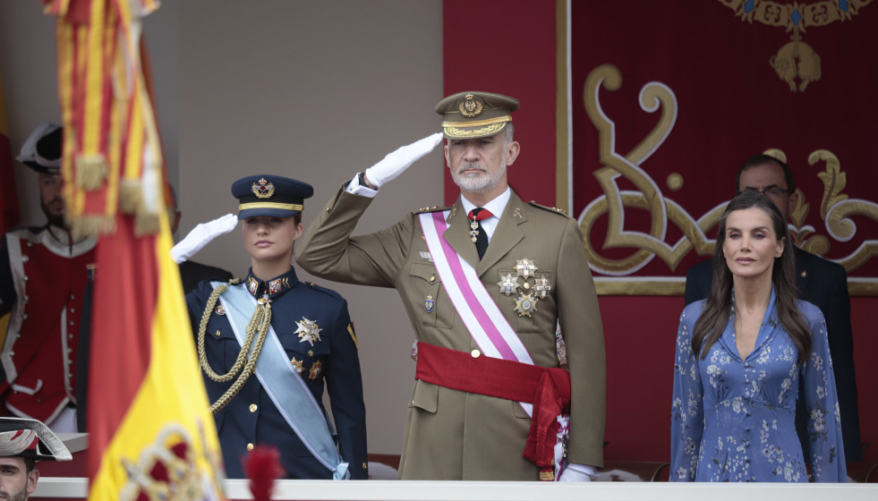 Los Reyes Felipe VI y Letizia y la Princesa Leonor presiden desde la tribuna de honor el acto central conmemorativo del Día de las Fuerzas Armadas, a 30 de mayo de 2026, en Vigo, Pontevedra, Galicia