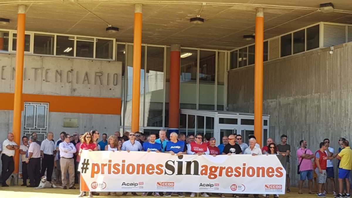 Concentración de funcionarios no cárcere da Lama (Pontevedra)