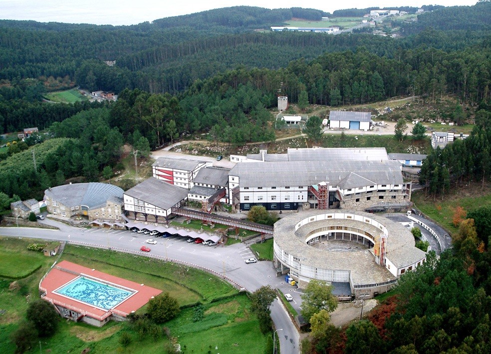 Foto aérea do complexo de Sargadelos en Cervo (Lugo)