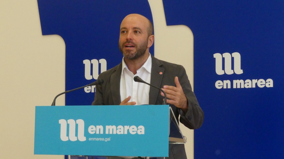 O portavoz de En Marea, Luís Villares, en rolda de prensa