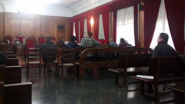 Xuízo por tráfico de drogas na Audiencia de Ourense.