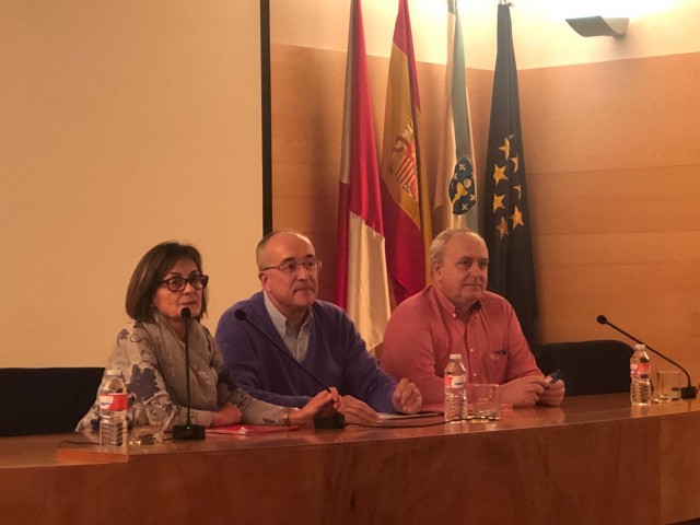 Reunión dos médicos de Atención Primaria de Vigo.