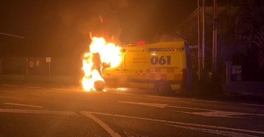Ambulancia ardendo telemariu00f1as