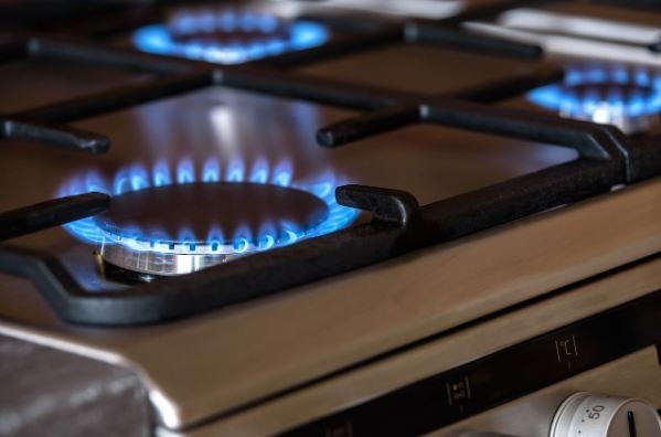 Cociña gas energia fogon